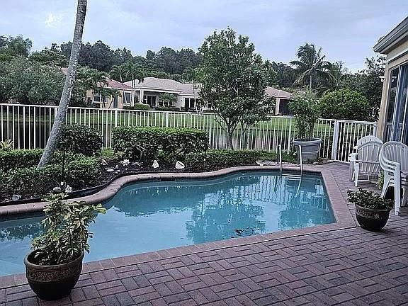 9535 E Maiden Ct Vero Beach, FL 32963