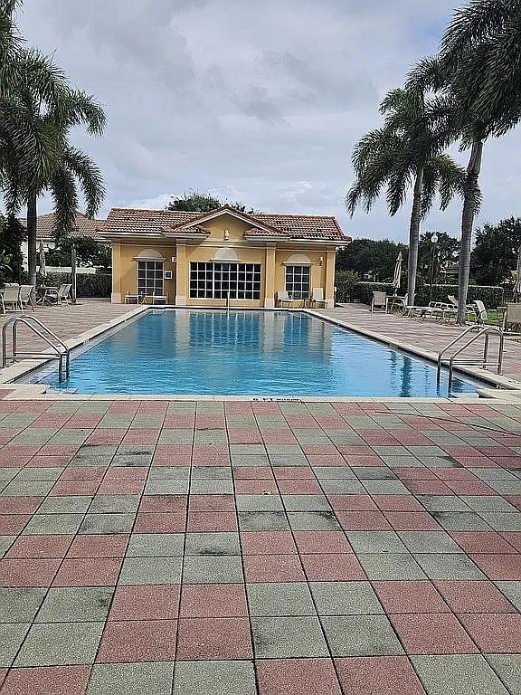 9535 E Maiden Ct Vero Beach, FL 32963