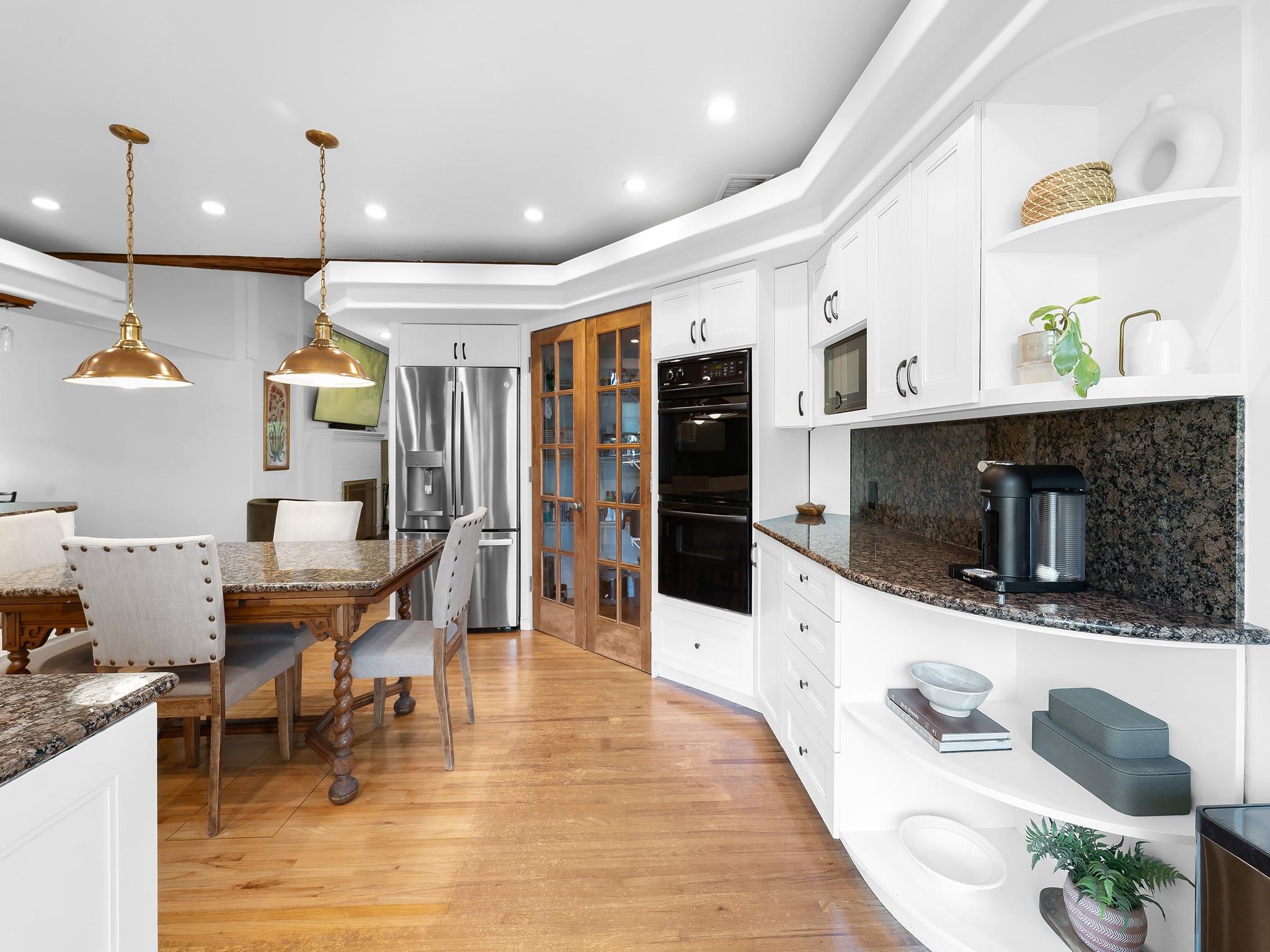 815 SE 11th Ave Fort Lauderdale, FL 33316