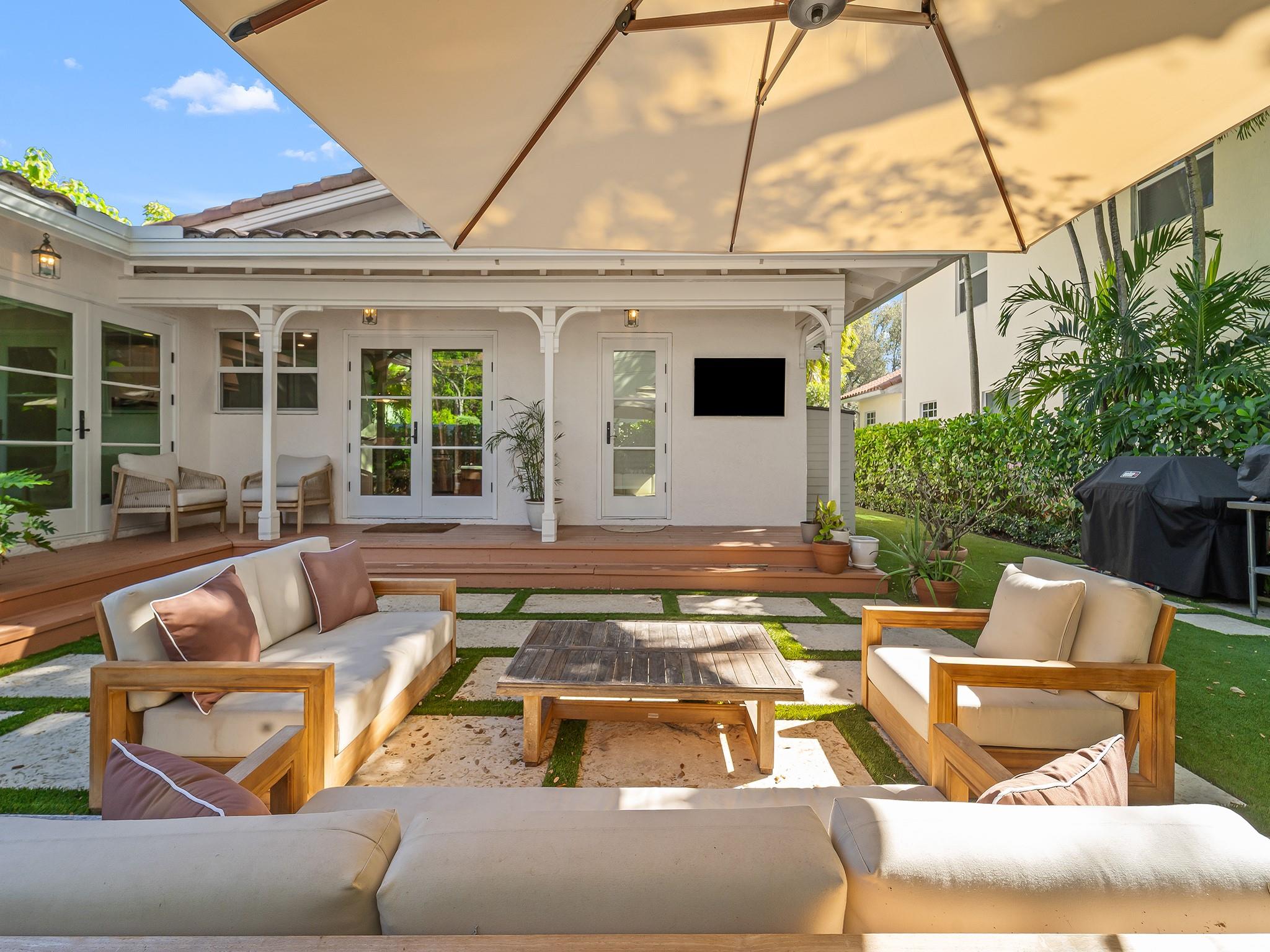 815 SE 11th Ave Fort Lauderdale, FL 33316