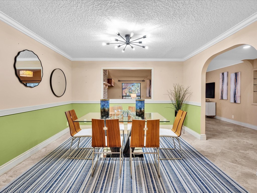 10320 NW 6th St Coral Springs, FL 33071