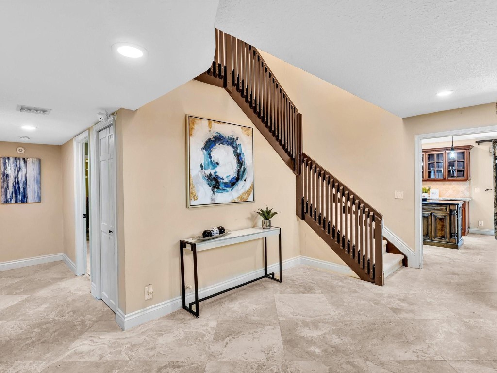 10320 NW 6th St Coral Springs, FL 33071