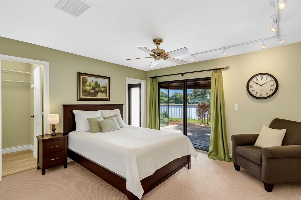 10320 NW 6th St Coral Springs, FL 33071