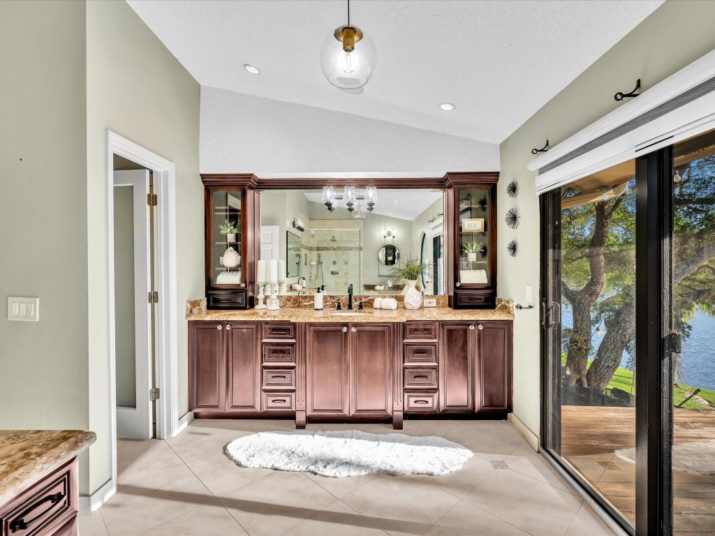 10320 NW 6th St Coral Springs, FL 33071