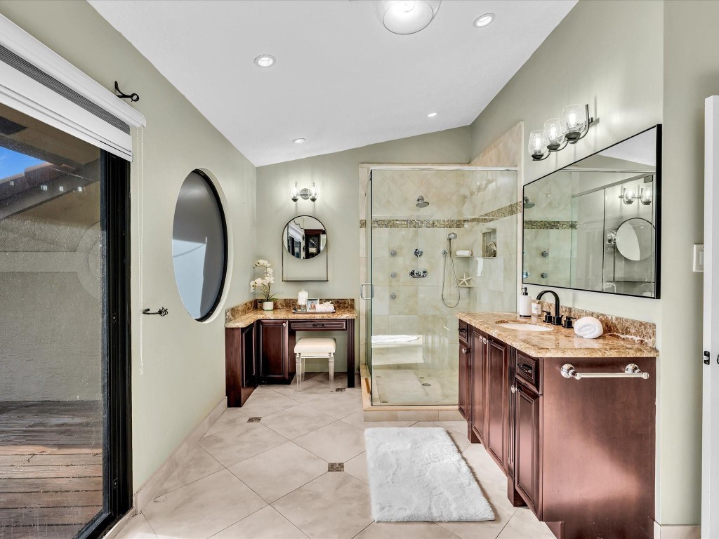 10320 NW 6th St Coral Springs, FL 33071