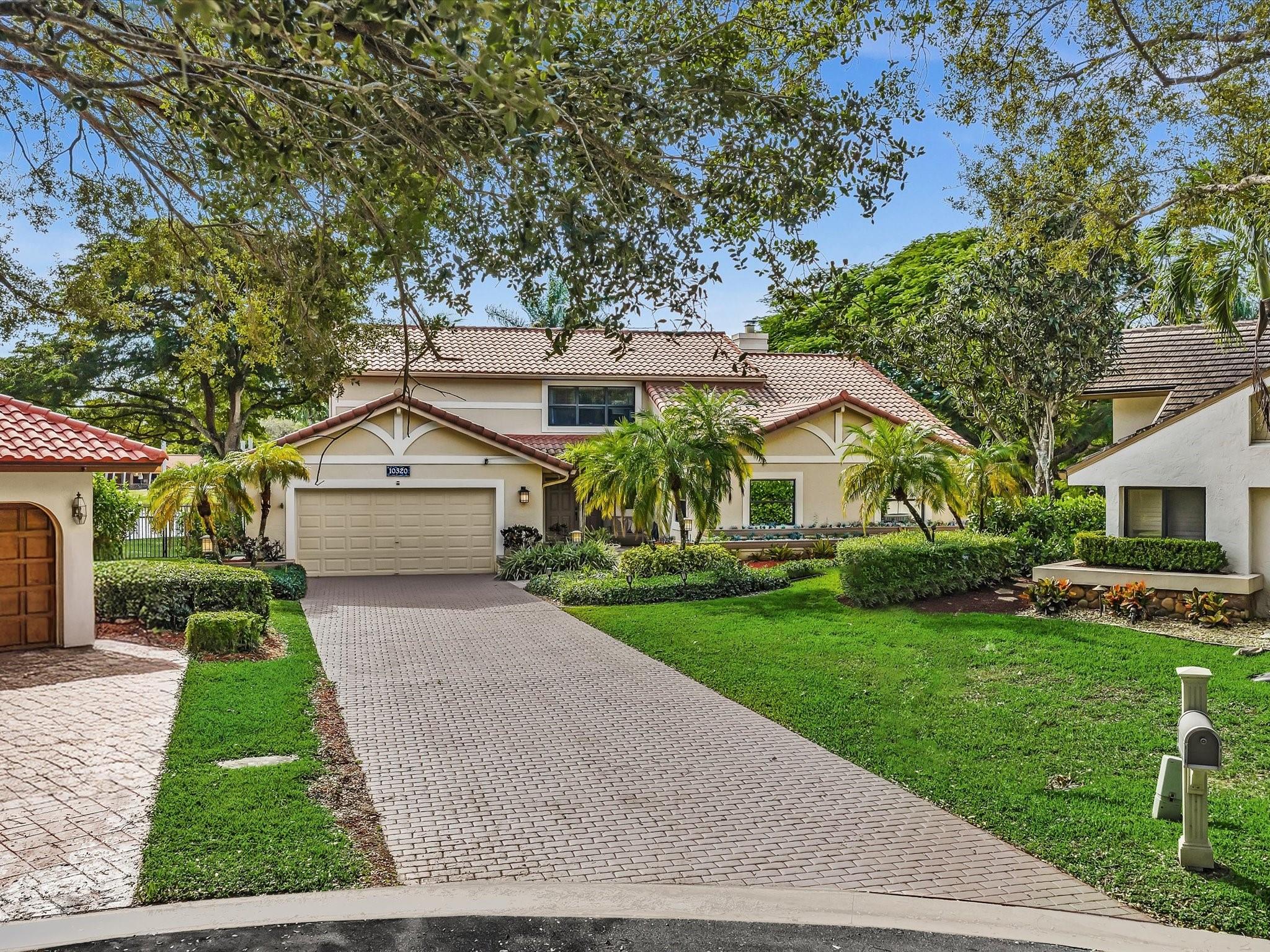 10320 NW 6th St Coral Springs, FL 33071