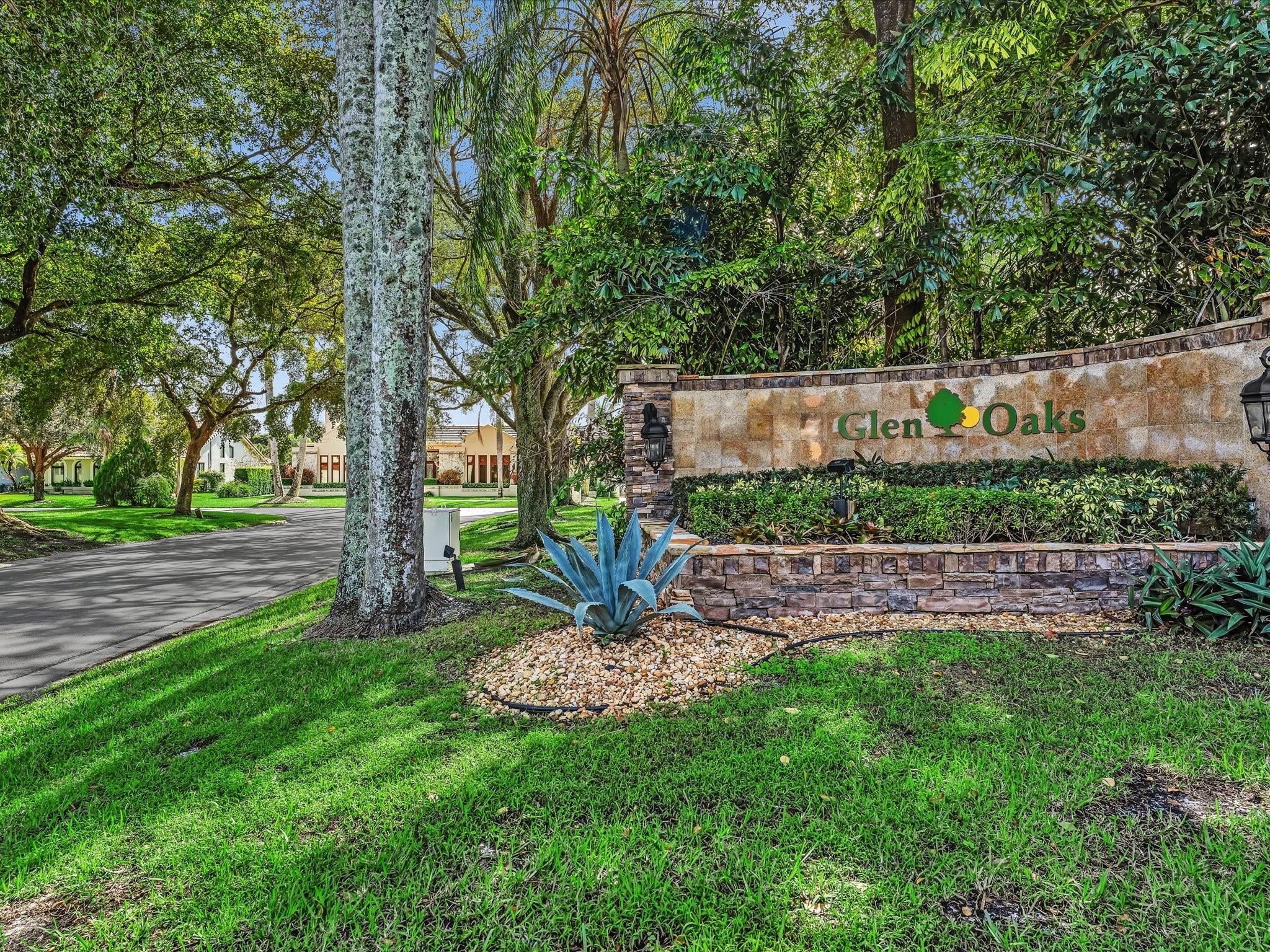 10320 NW 6th St Coral Springs, FL 33071