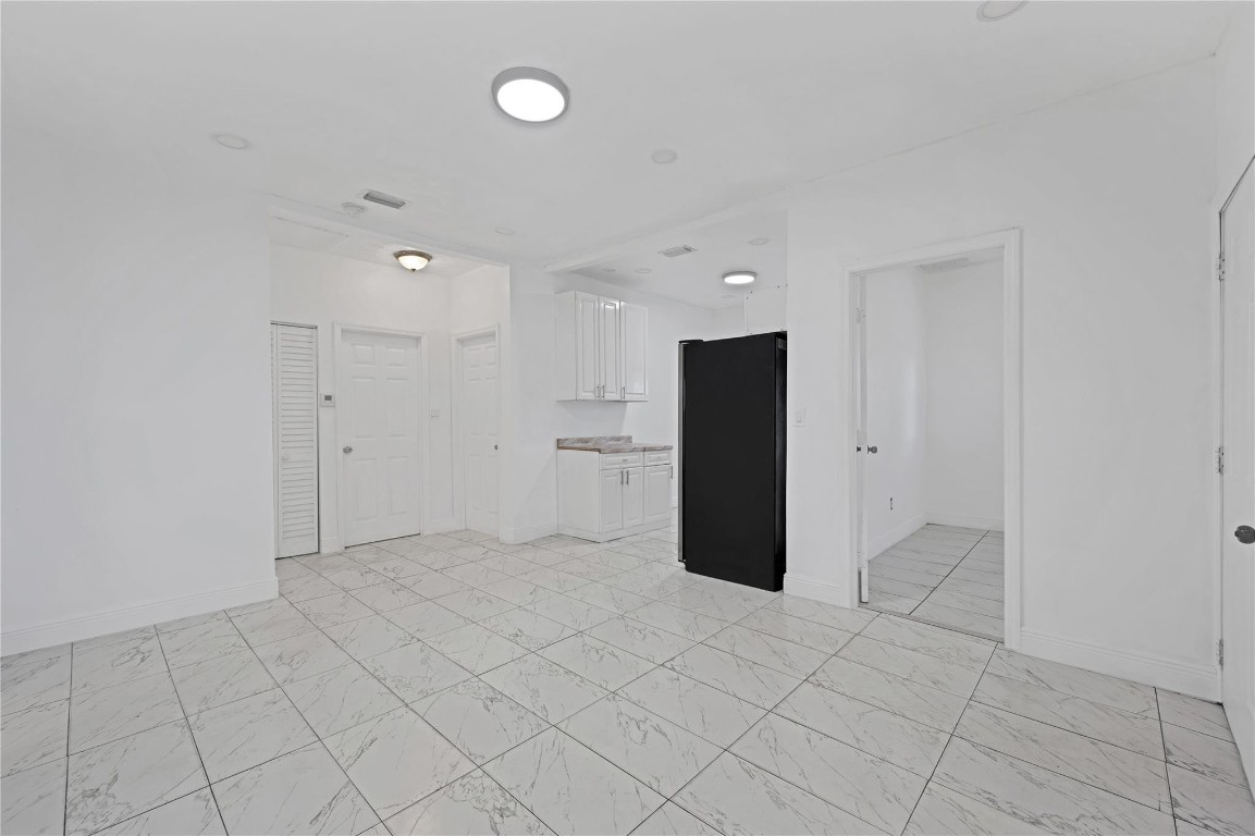 1114 NW 39th St Miami, FL 33127