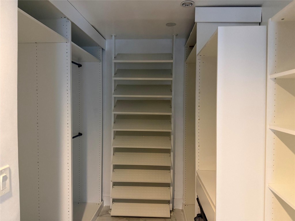 4560 NW 6th Plantation, FL 33317