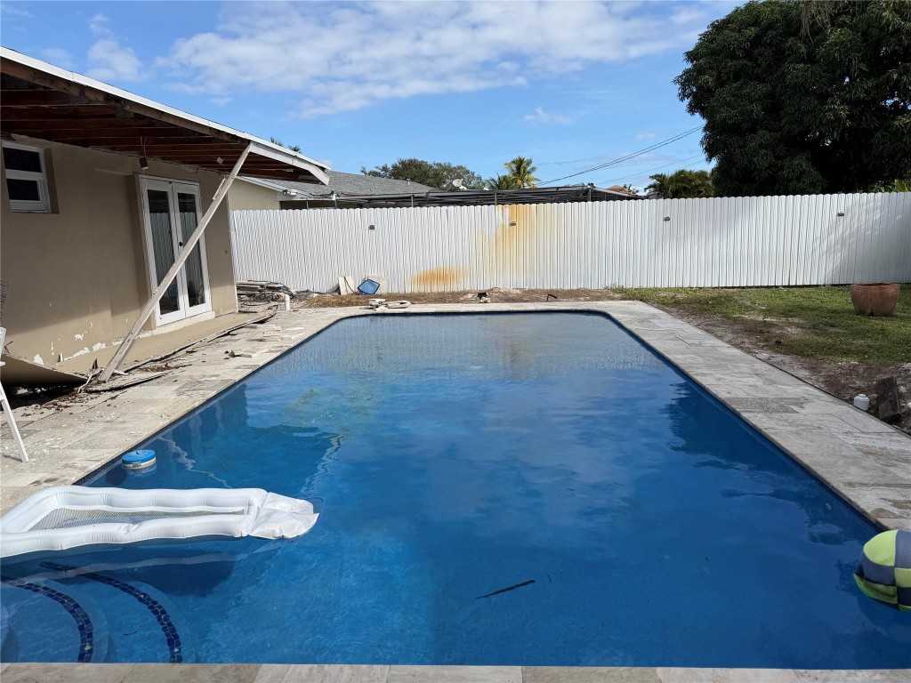 4560 NW 6th Plantation, FL 33317