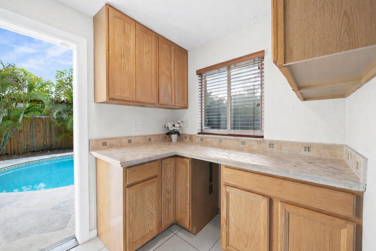 2152 NE 62nd Fort Lauderdale, FL 33308