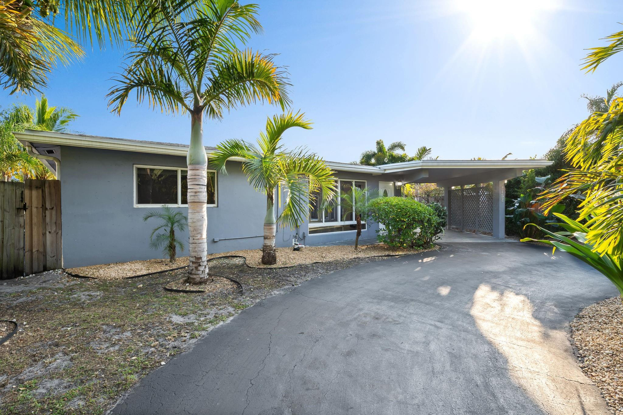 2152 NE 62nd Fort Lauderdale, FL 33308