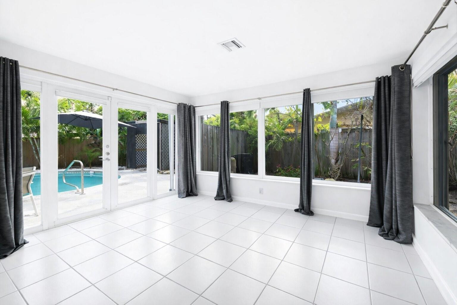 2152 NE 62nd Fort Lauderdale, FL 33308