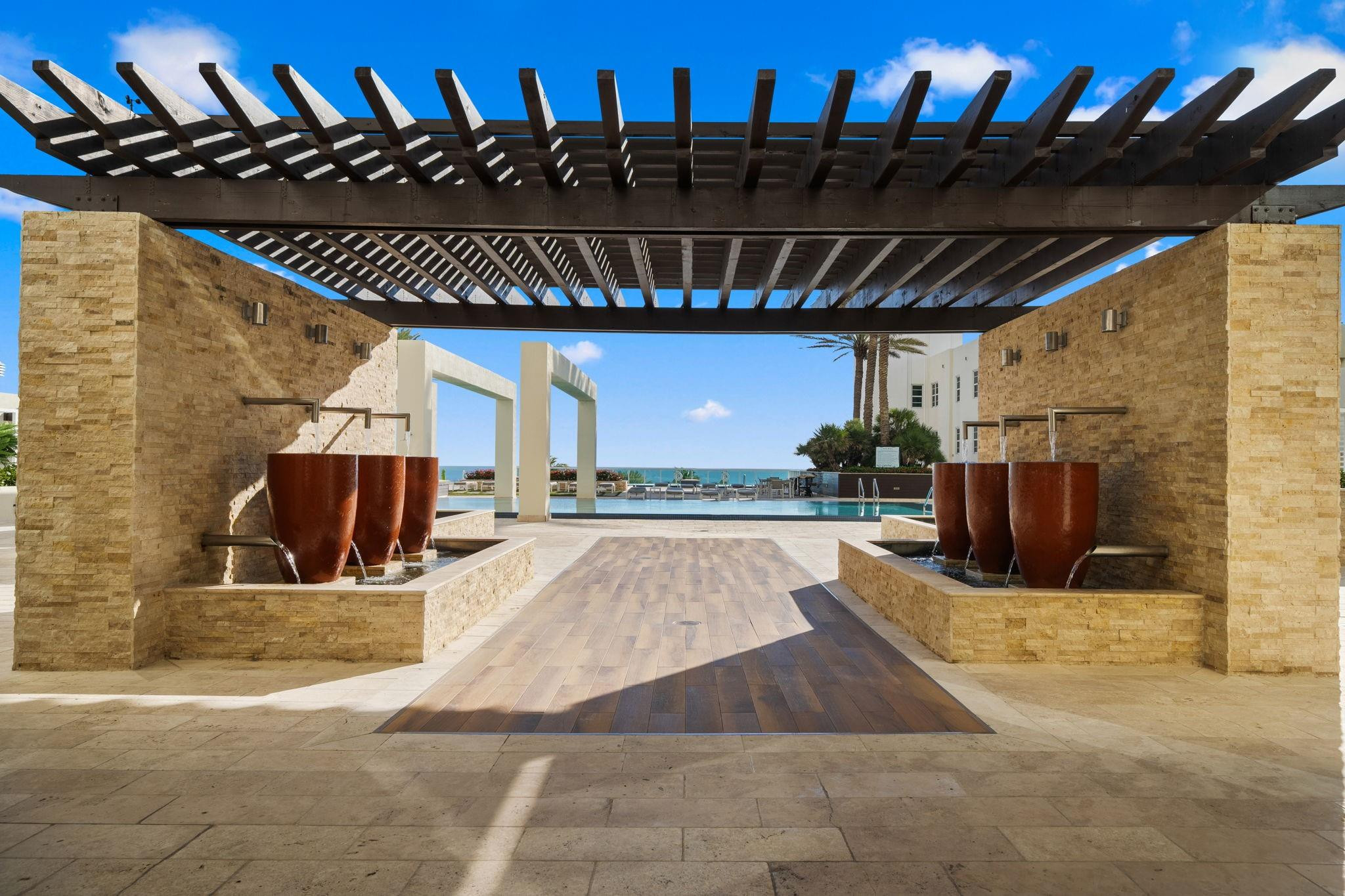 101 S Fort Lauderdale Bch #907 Fort Lauderdale, FL 33316