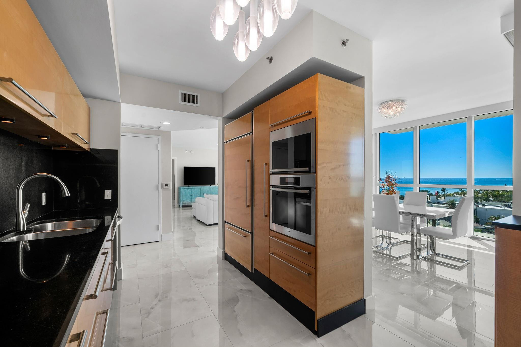 101 S Fort Lauderdale Bch #907 Fort Lauderdale, FL 33316