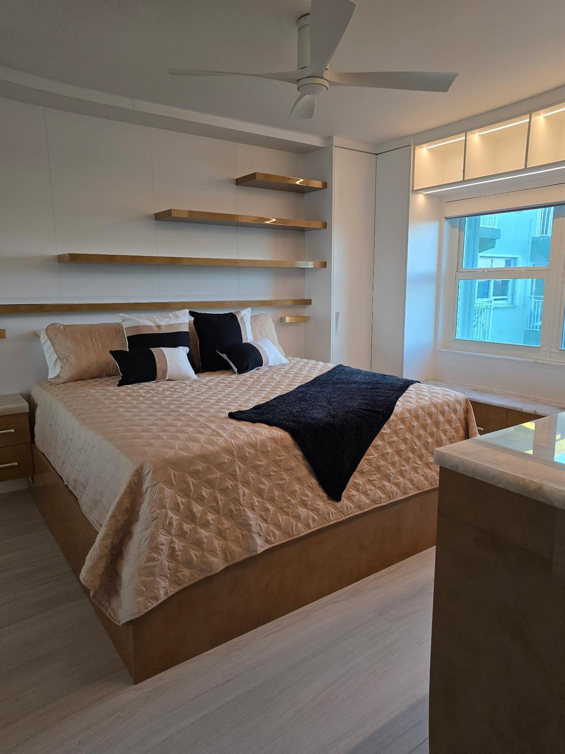 1035 Hillsboro Mile #32 Hillsboro Beach, FL 33062