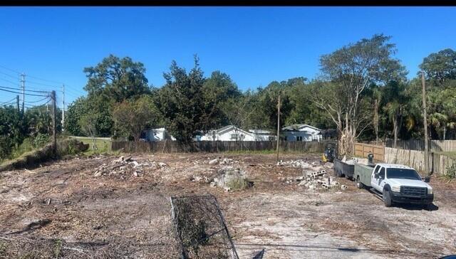 1041 Skees Rd