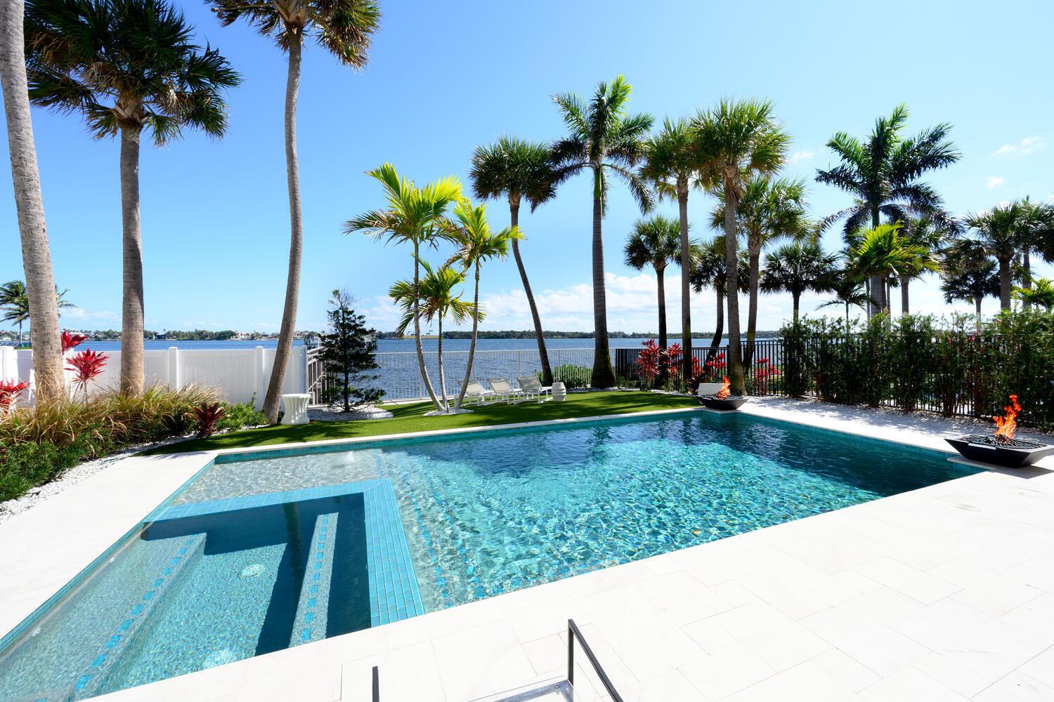 636 Windward Cir Boynton Beach, FL 33435