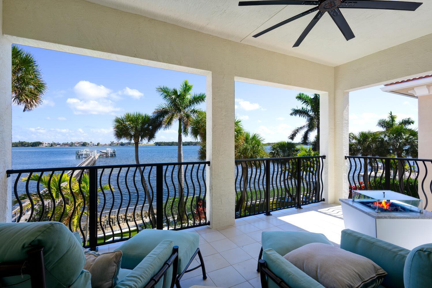 636 Windward Cir Boynton Beach, FL 33435