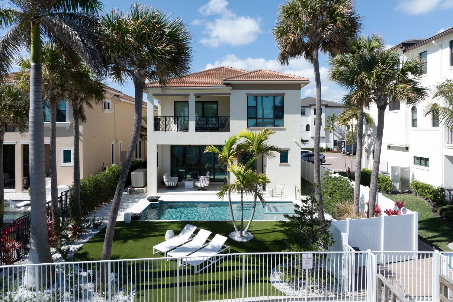 636 Windward Cir Boynton Beach, FL 33435