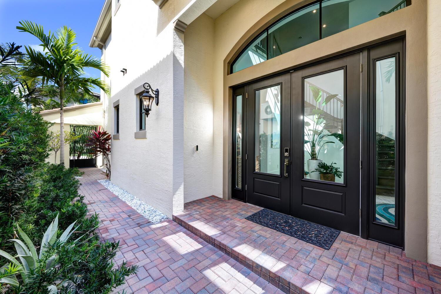 636 Windward Cir Boynton Beach, FL 33435