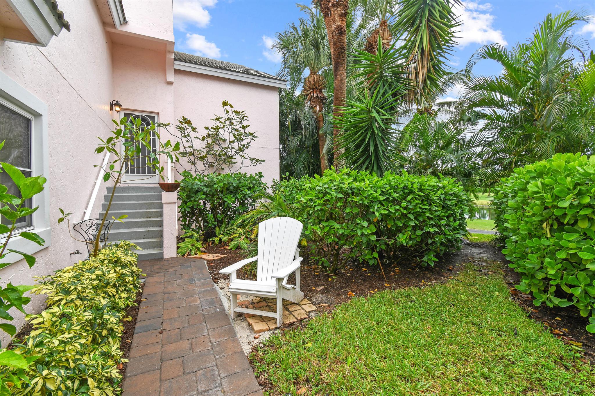 2608 Fairway Dr Jupiter, FL 33477