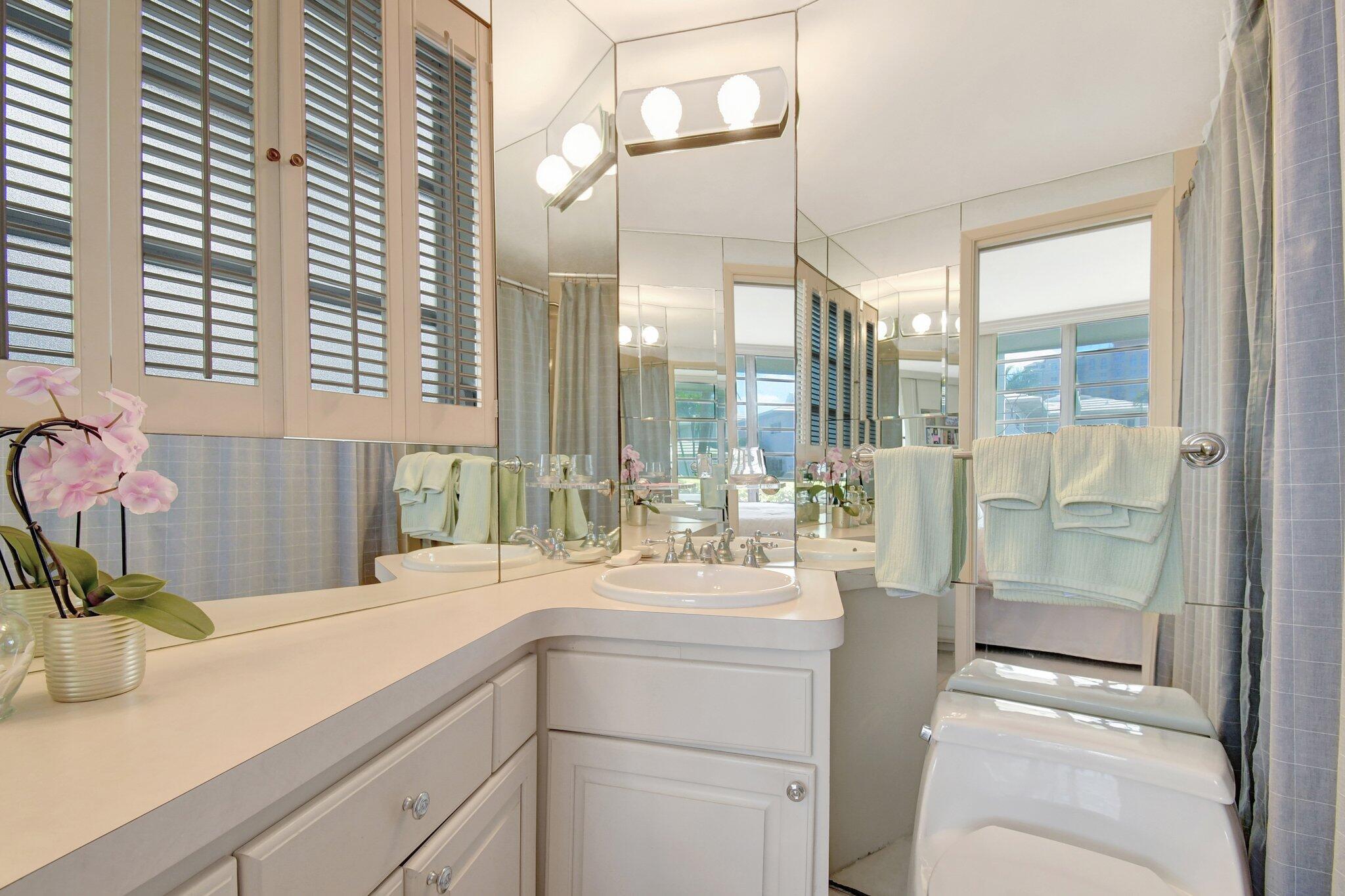 image Sunrise Bay Club Co-op24