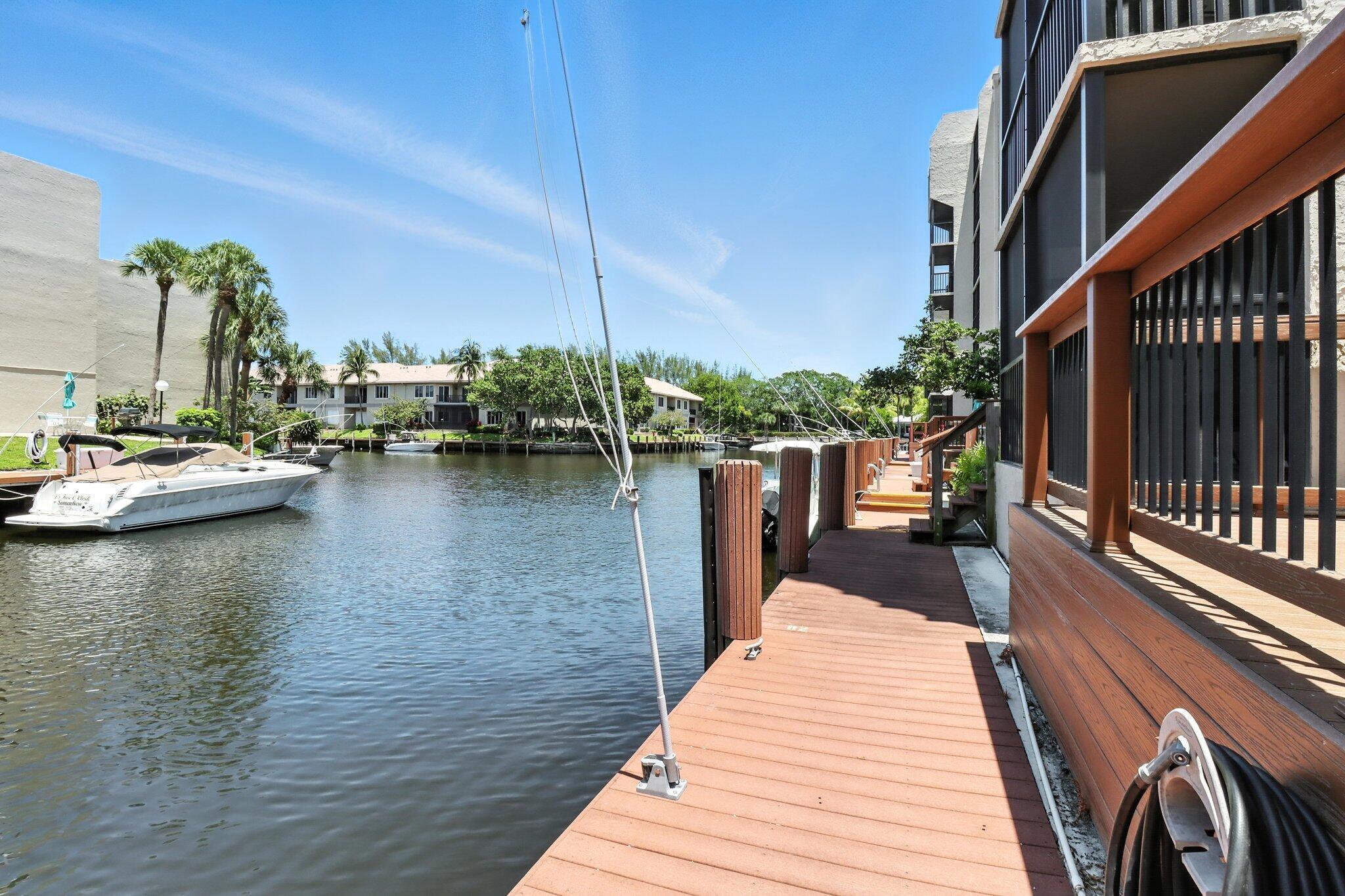 6 Royal Palm 105th Way #105,Boca Raton, FL 33432