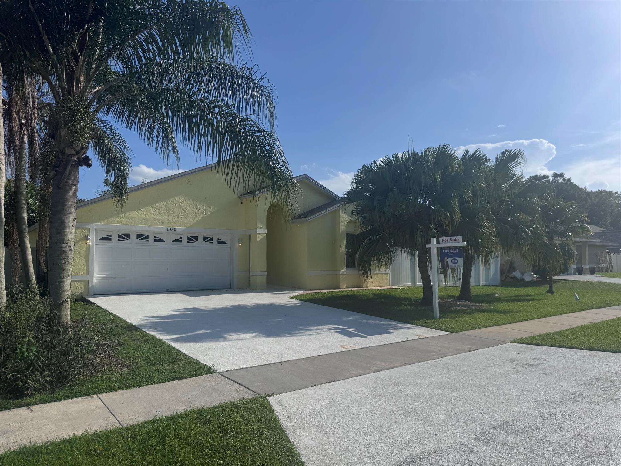 180 Royal Pine Cir Cir