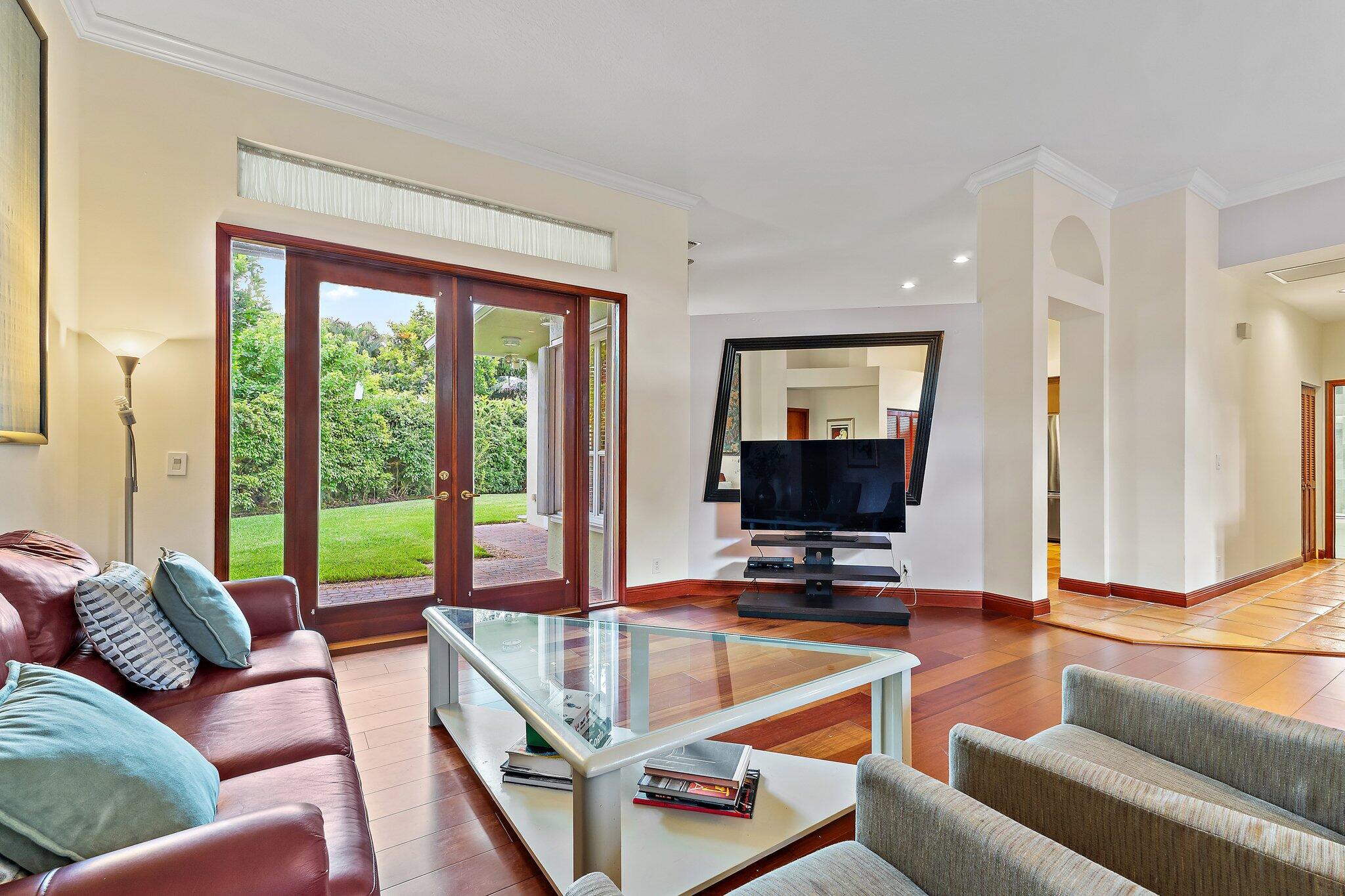 8726 SE Riverfront Ter Jupiter, FL 33469