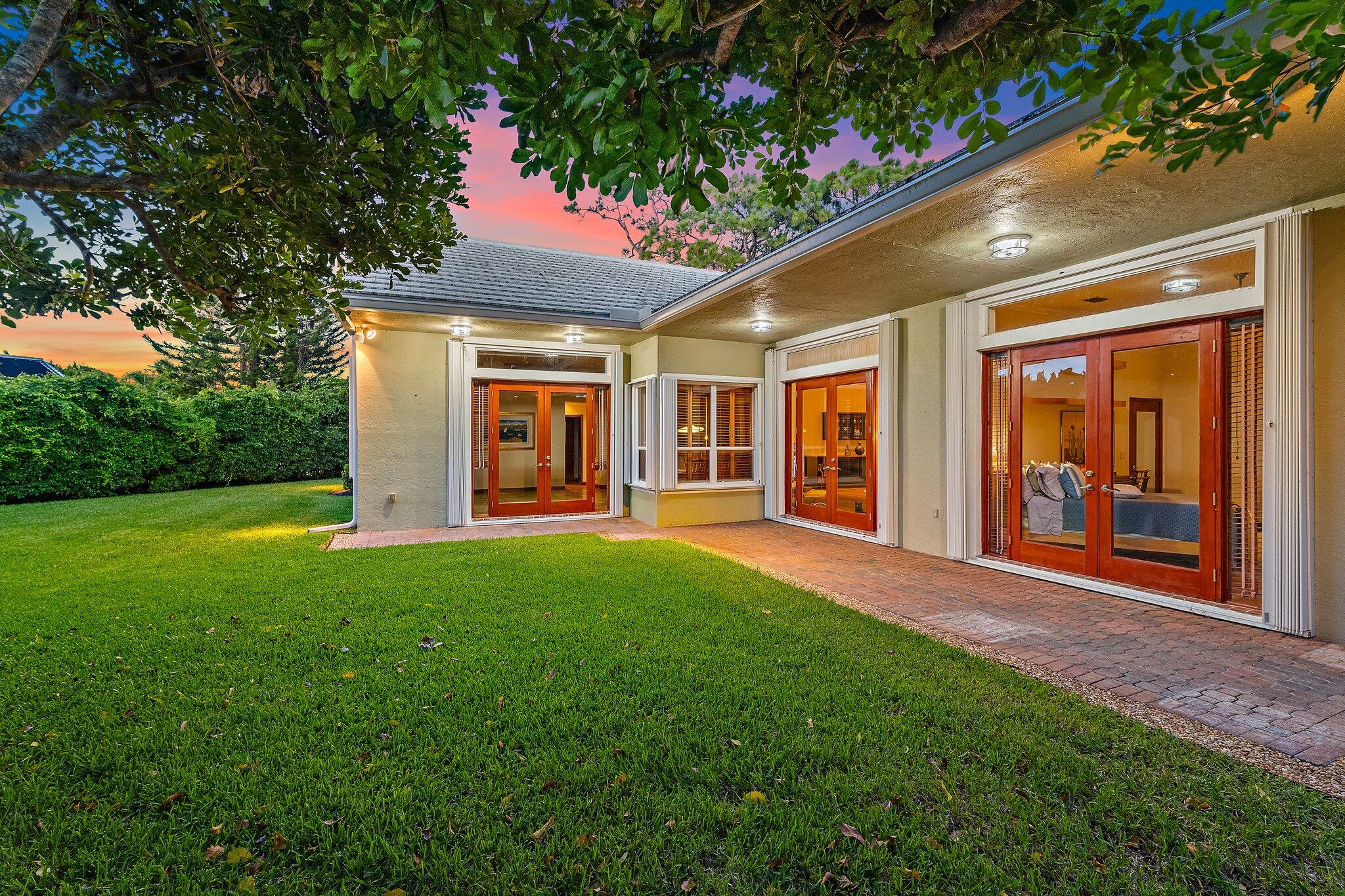 8726 SE Riverfront Ter Jupiter, FL 33469