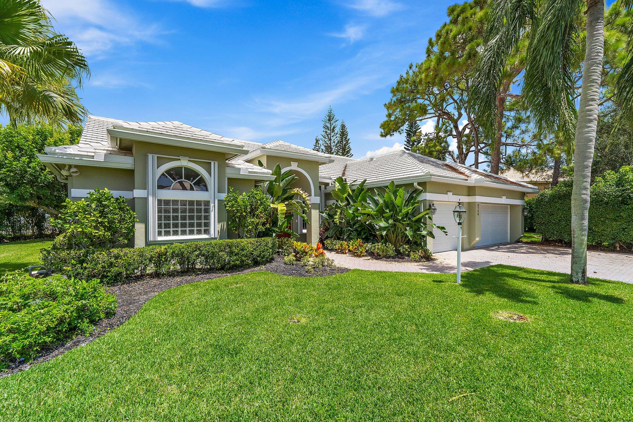 8726 SE Riverfront Ter Jupiter, FL 33469
