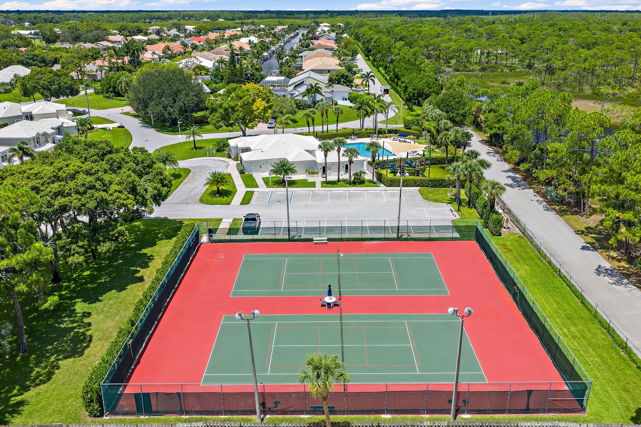 8726 SE Riverfront Ter Jupiter, FL 33469