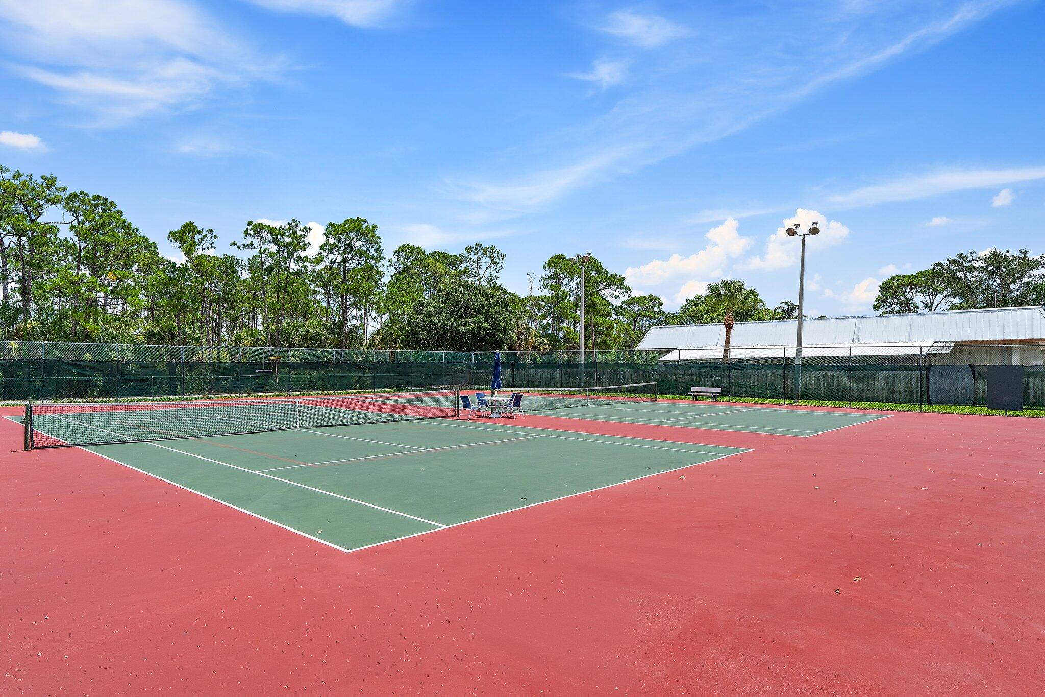 8726 SE Riverfront Ter Jupiter, FL 33469