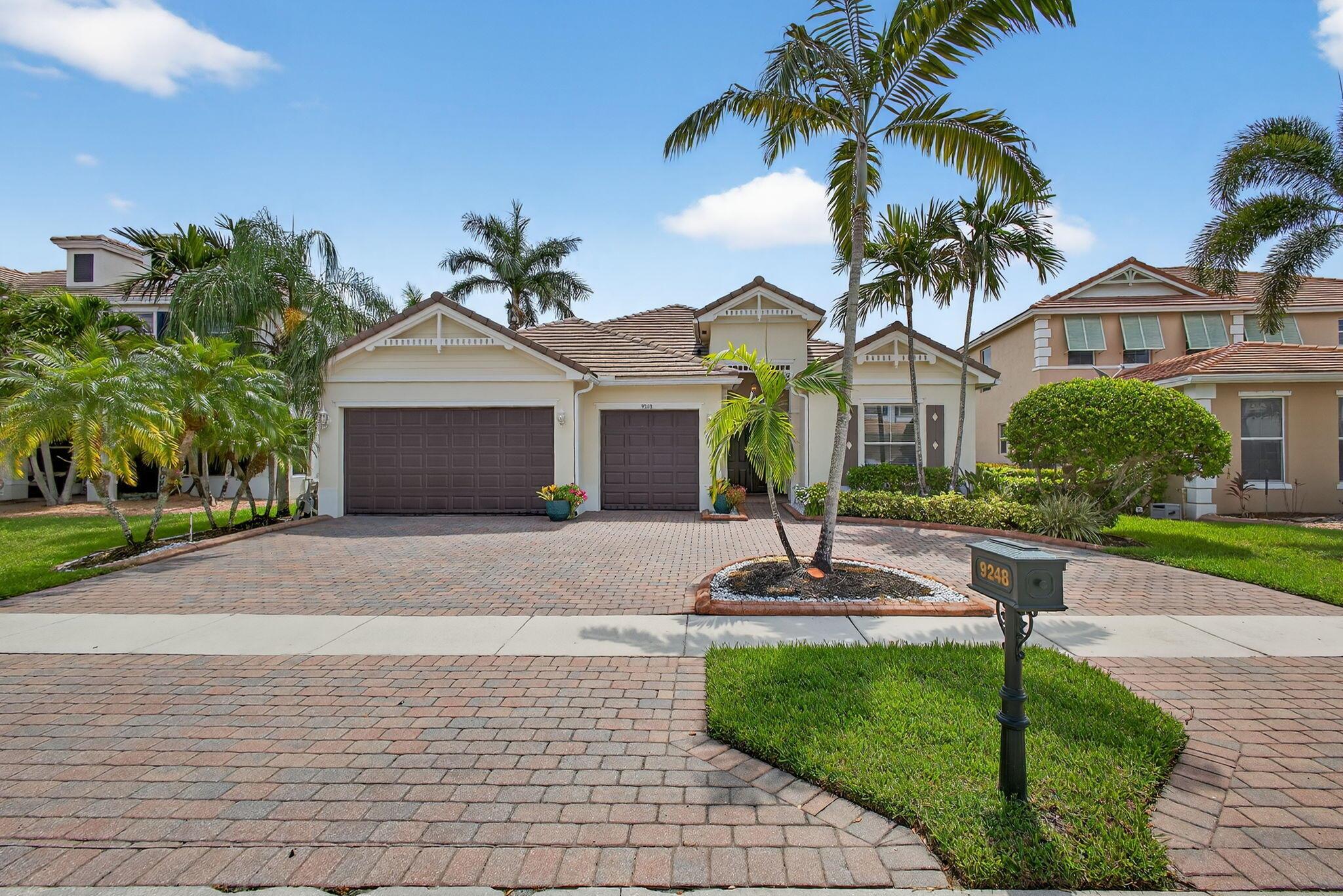 9248 Madewood Ct