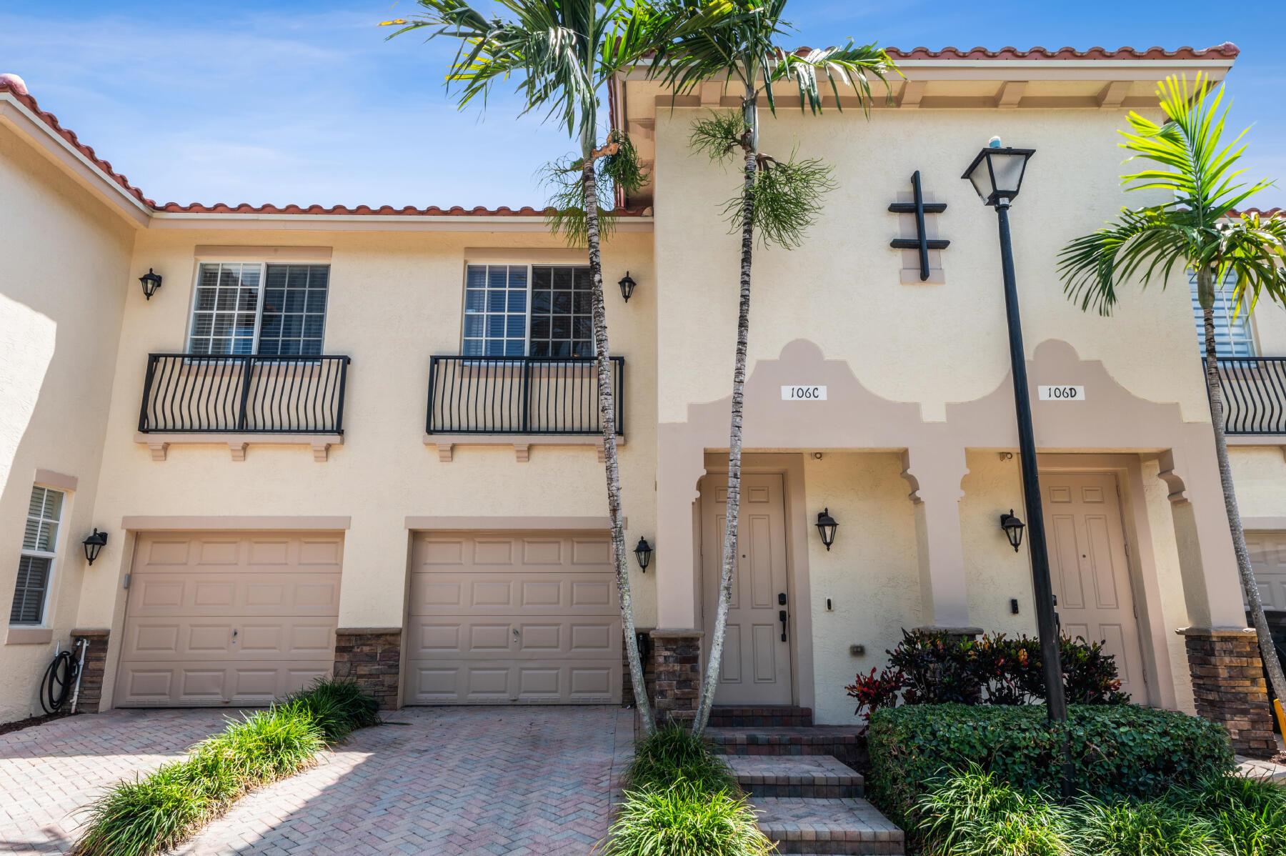 106 S Longport Cir #14c