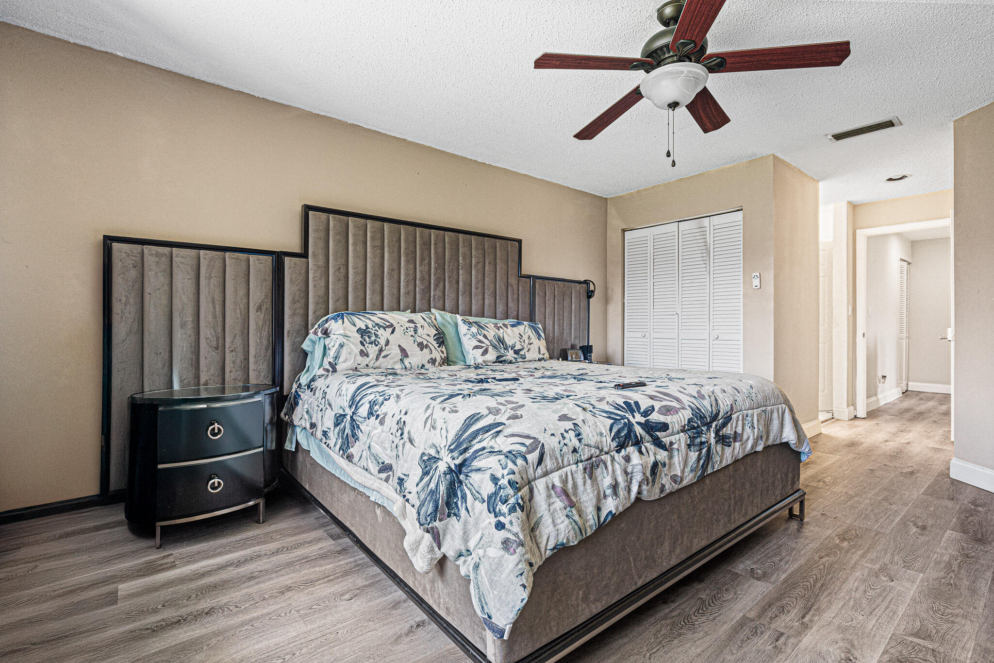 15822 SW 10th Pembroke Pines, FL 33027