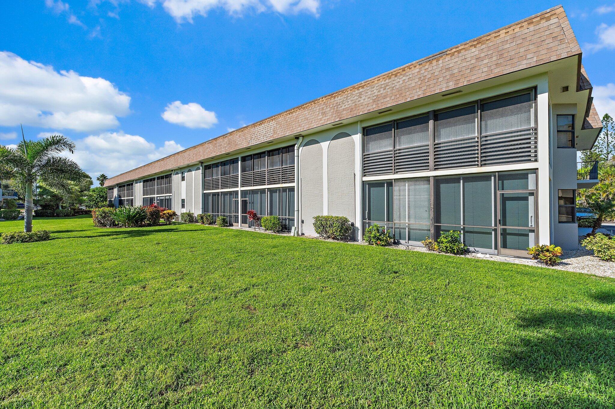 755 Saturn #H 206 Jupiter, FL 33477