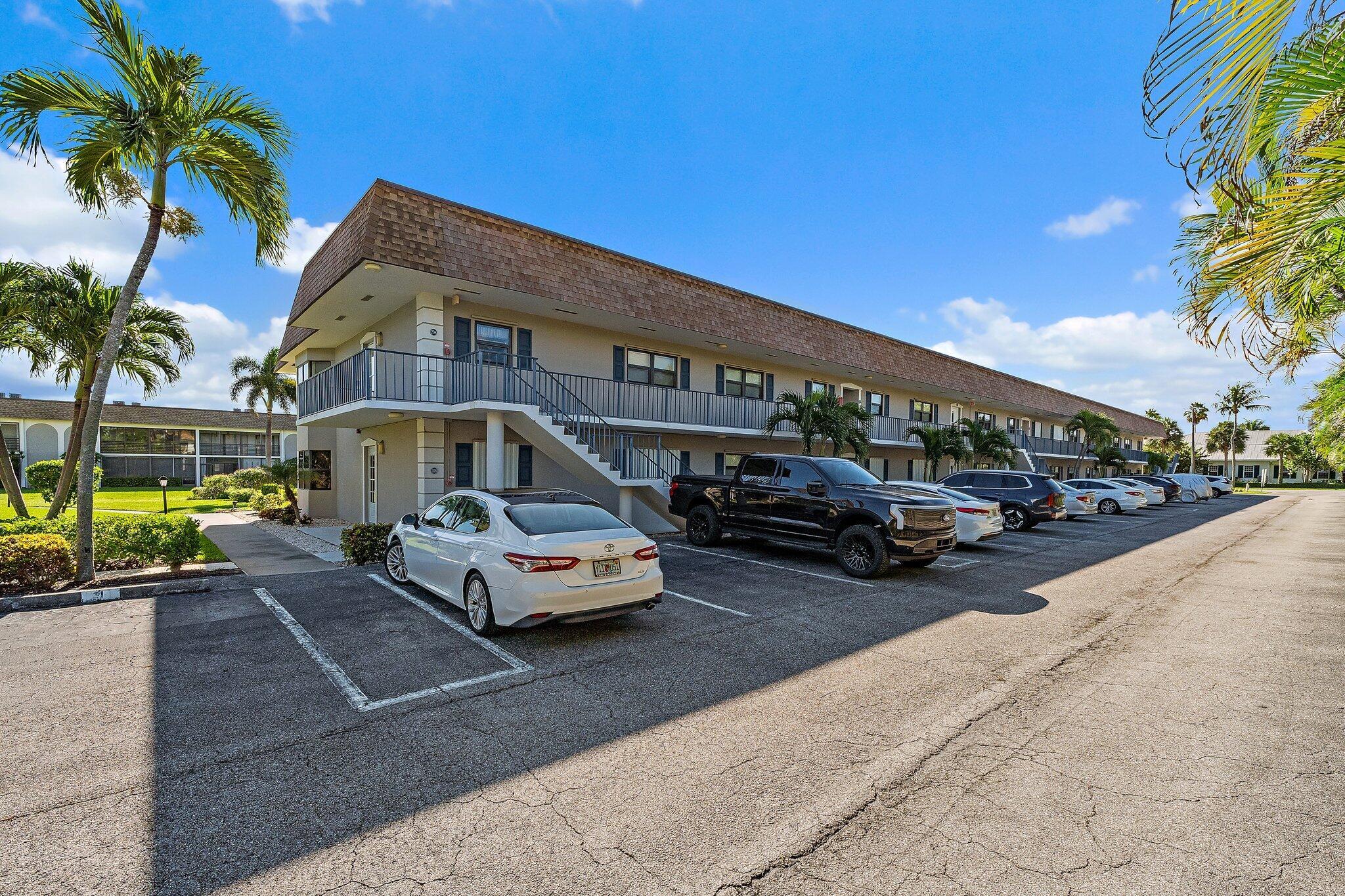 755 Saturn #H 206 Jupiter, FL 33477