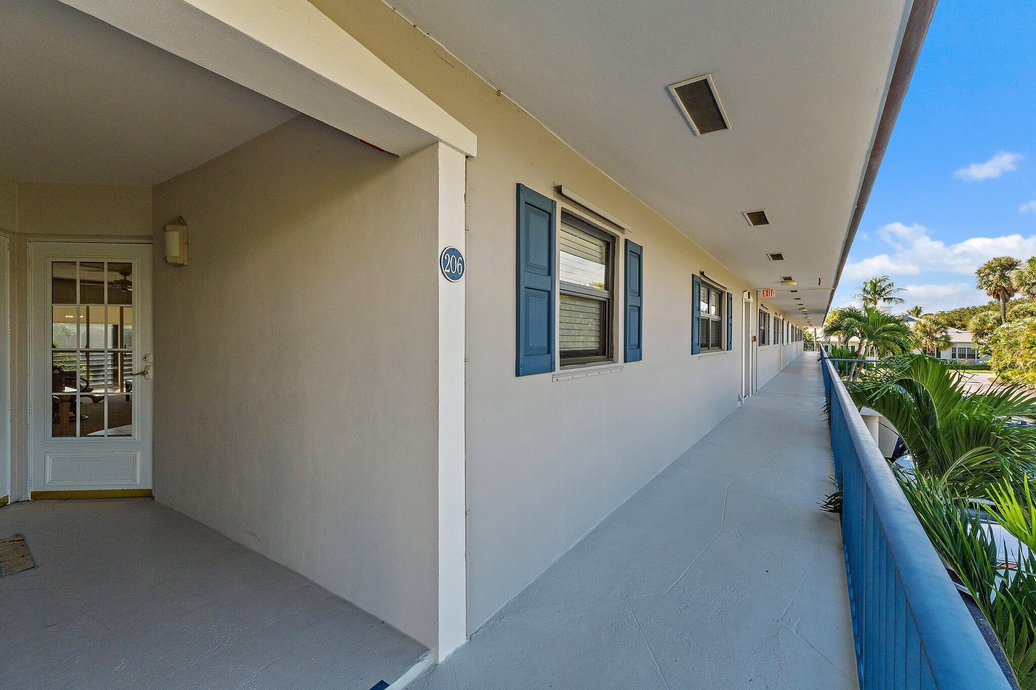 755 Saturn #H 206 Jupiter, FL 33477