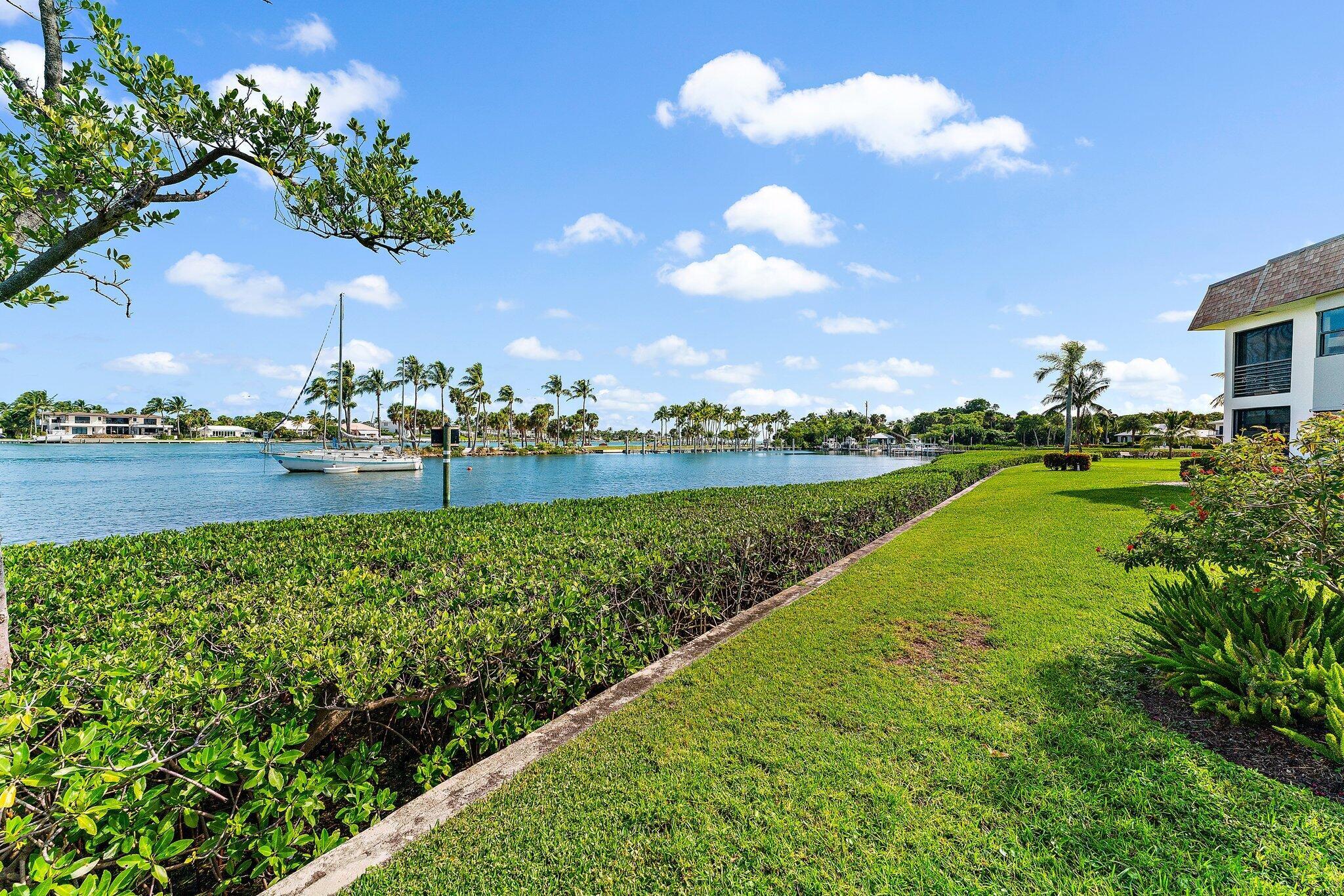 755 Saturn #H 206 Jupiter, FL 33477