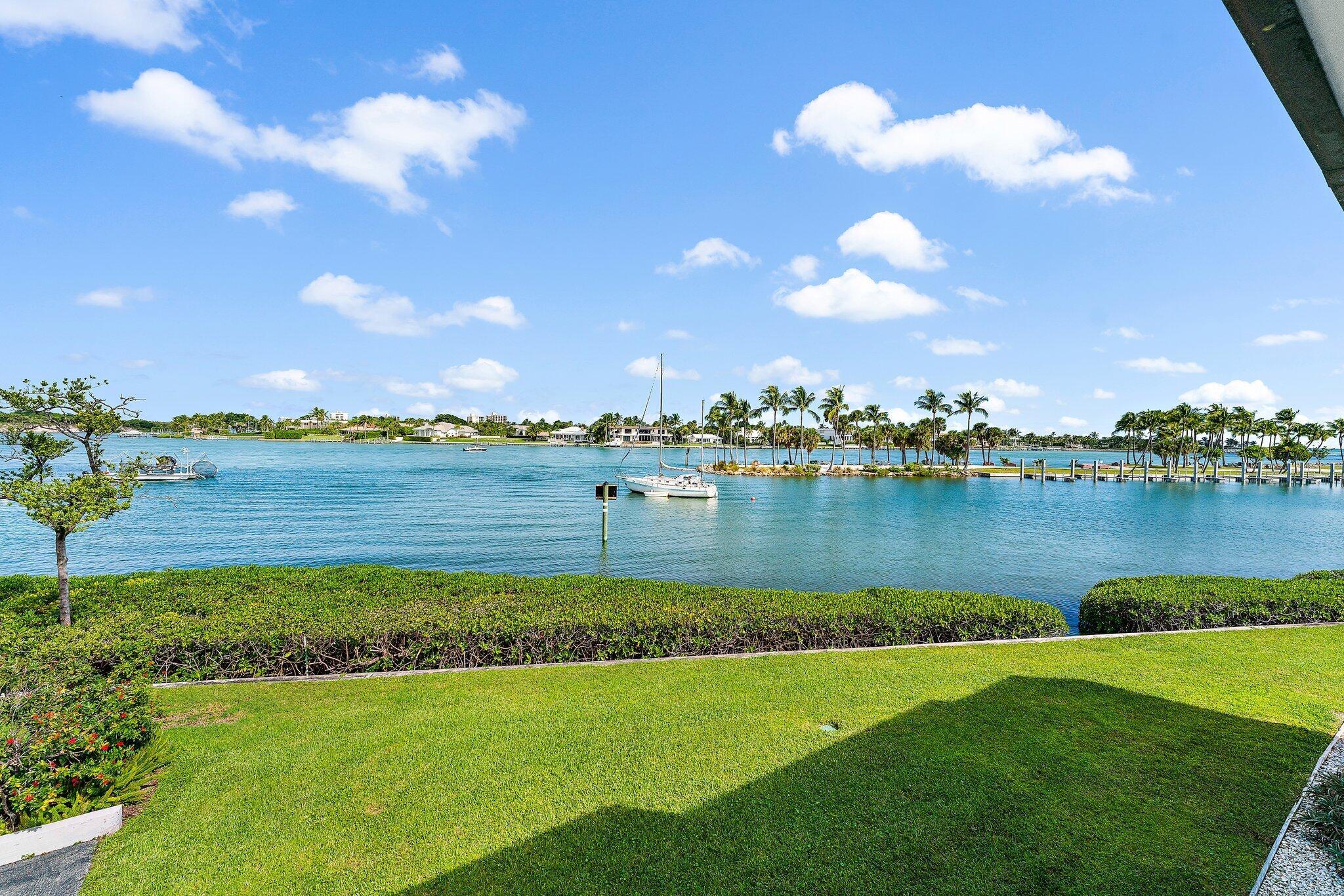 755 Saturn #H 206 Jupiter, FL 33477