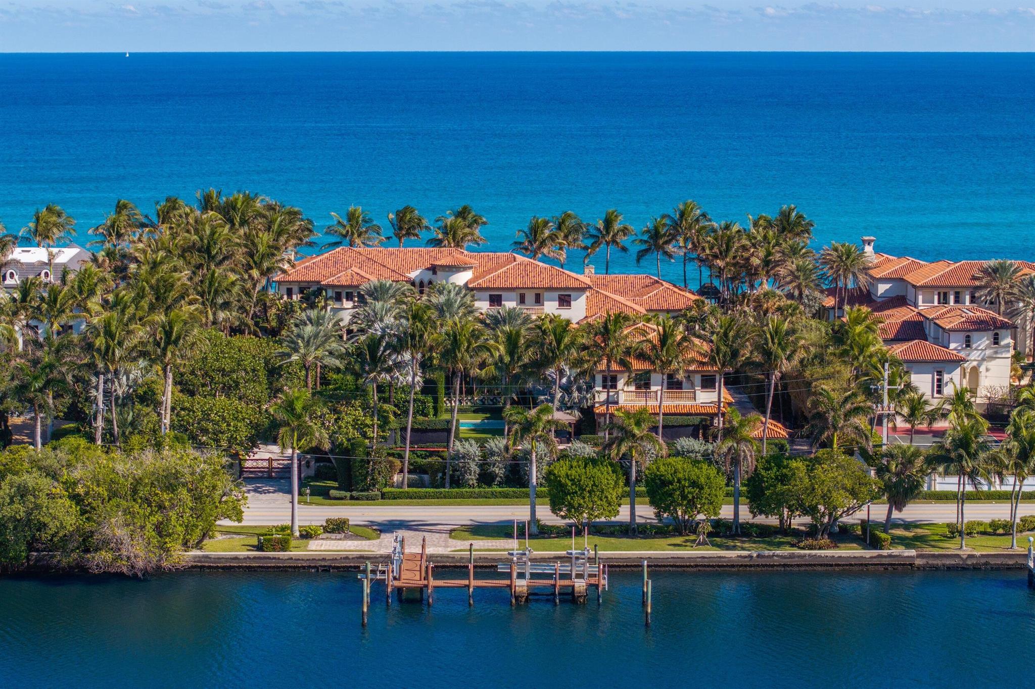 820 S Ocean Blvd Manalapan, FL 33462 820 S Ocean Blvd Manalapan, FL 33462