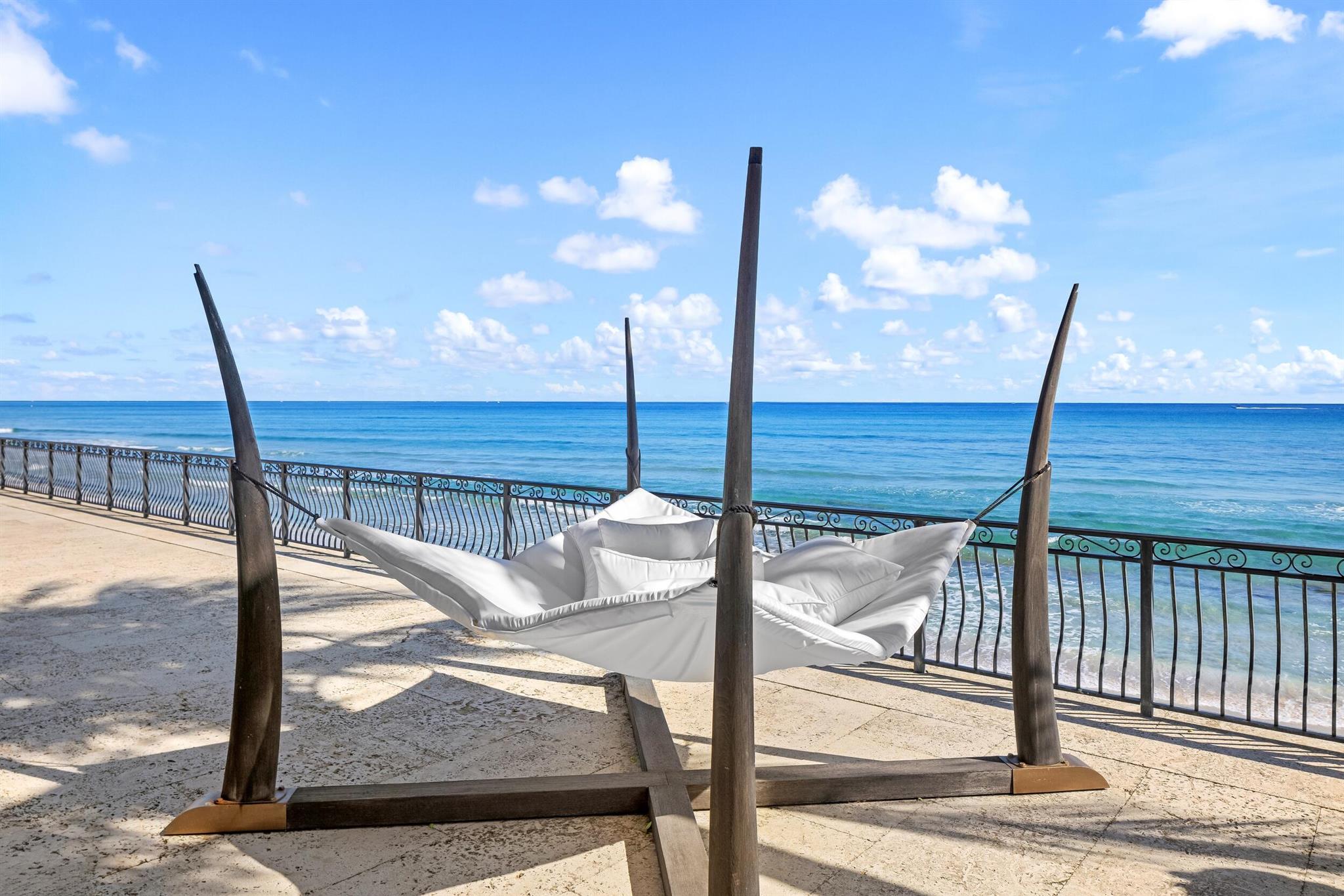 820 S Ocean Blvd Manalapan, FL 33462 820 S Ocean Blvd Manalapan, FL 33462