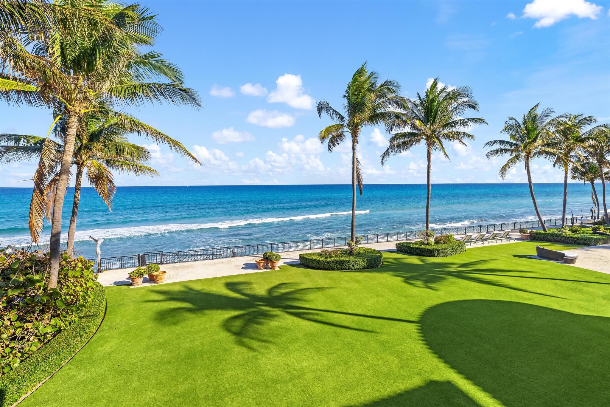 820 S Ocean Blvd Manalapan, FL 33462 820 S Ocean Blvd Manalapan, FL 33462