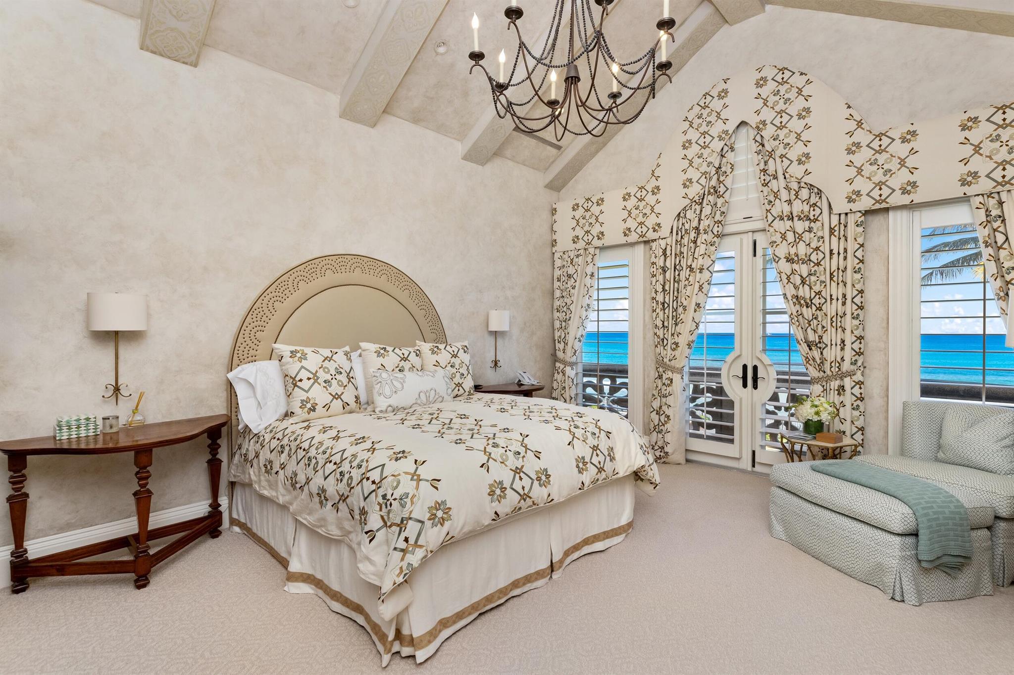 820 S Ocean Blvd Manalapan, FL 33462 820 S Ocean Blvd Manalapan, FL 33462
