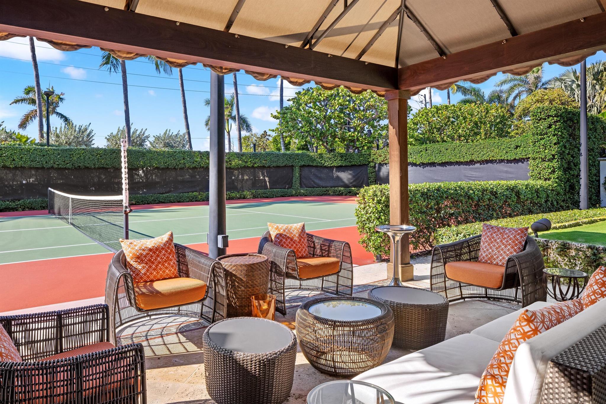 820 S Ocean Blvd Manalapan, FL 33462 820 S Ocean Blvd Manalapan, FL 33462