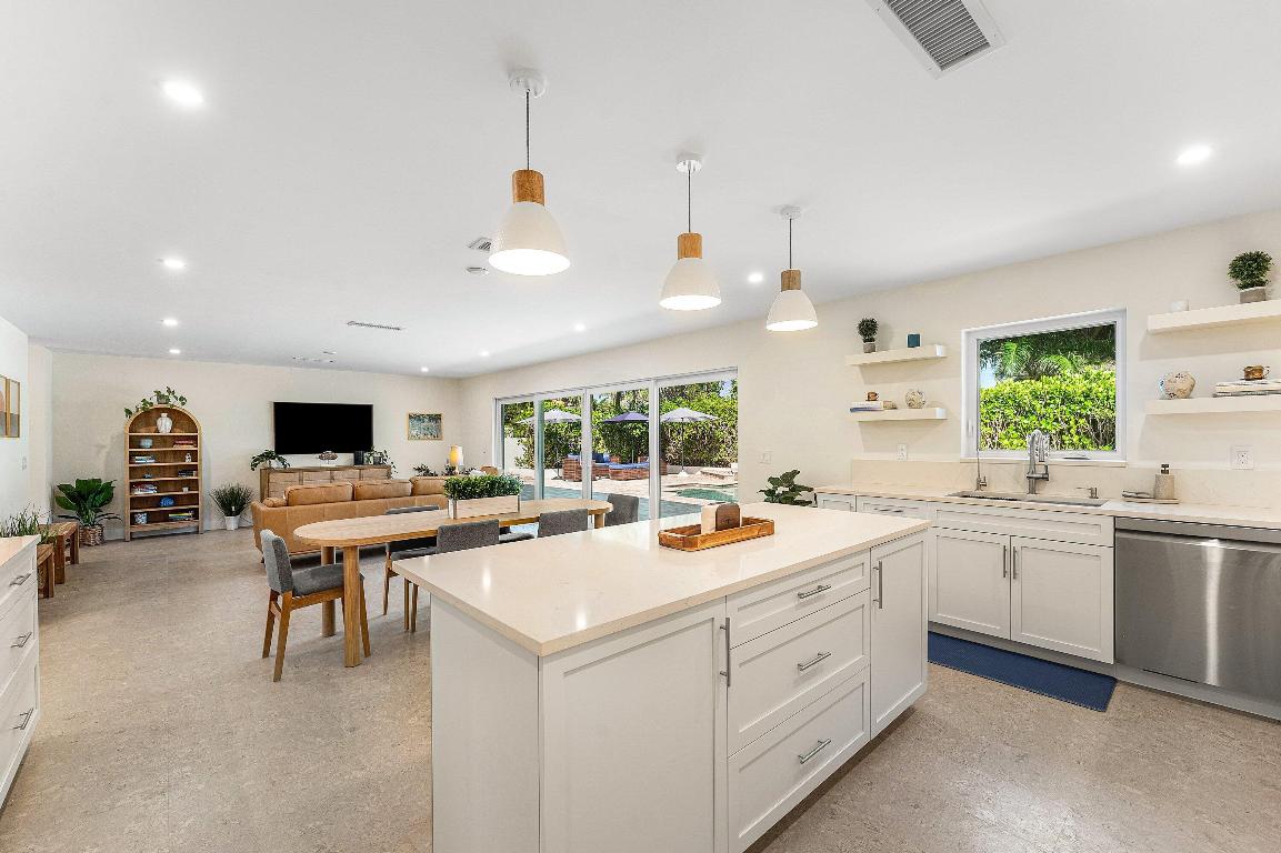 1070 Marble Boca Raton, FL 33432