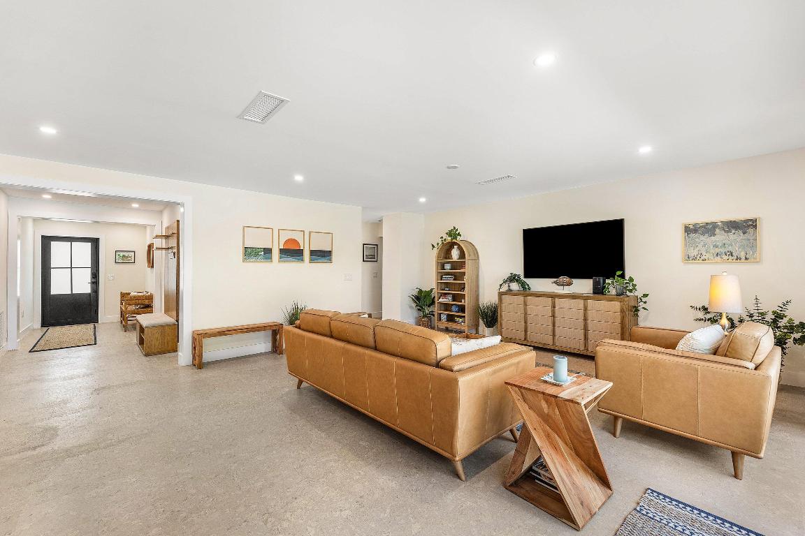 1070 Marble Boca Raton, FL 33432