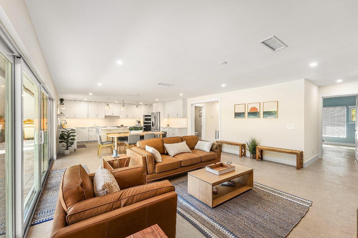 1070 Marble Boca Raton, FL 33432